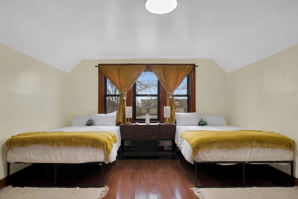 Apartamento Golden Gem In Heart Of East Rock Quiet 3Br Near Dt And Yale New Haven Exterior foto