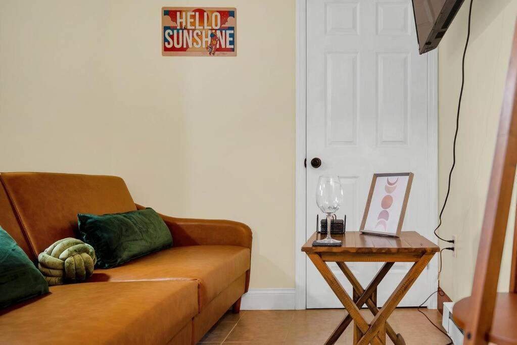 Apartamento Golden Gem In Heart Of East Rock Quiet 3Br Near Dt And Yale New Haven Exterior foto
