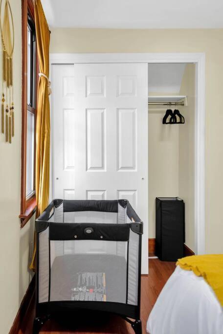 Apartamento Golden Gem In Heart Of East Rock Quiet 3Br Near Dt And Yale New Haven Exterior foto
