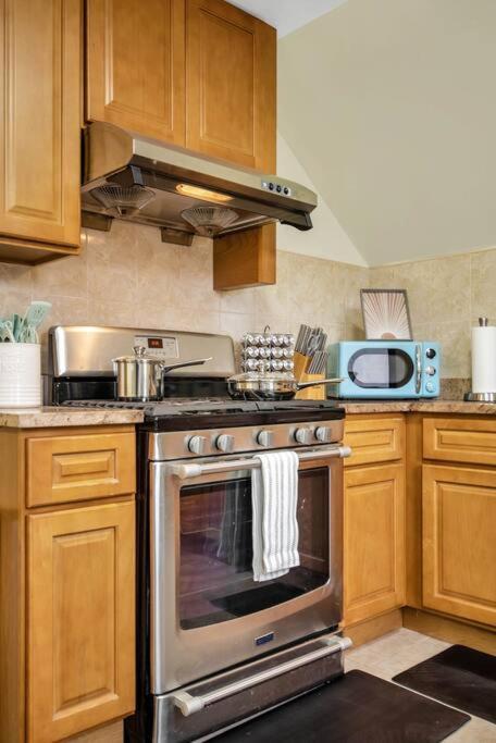 Apartamento Golden Gem In Heart Of East Rock Quiet 3Br Near Dt And Yale New Haven Exterior foto