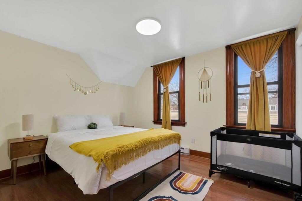 Apartamento Golden Gem In Heart Of East Rock Quiet 3Br Near Dt And Yale New Haven Exterior foto